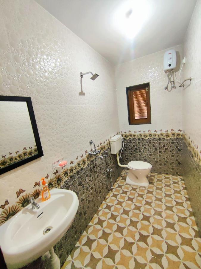Ekaar Hotel 3*